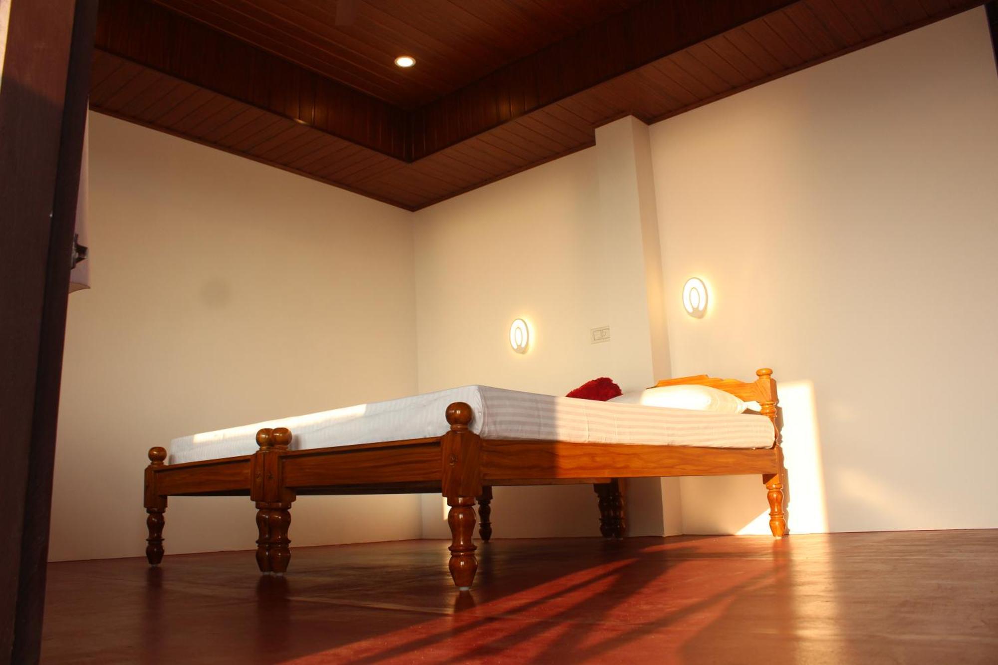 Marari Sunset Homestay *